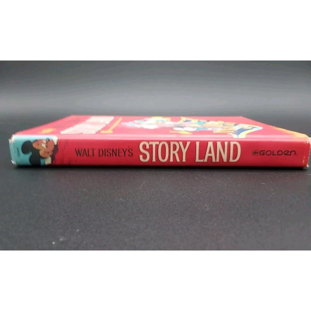 VINTAGE 1962‎ Walt Disney's Story Land A Golden Book Children Reading Education